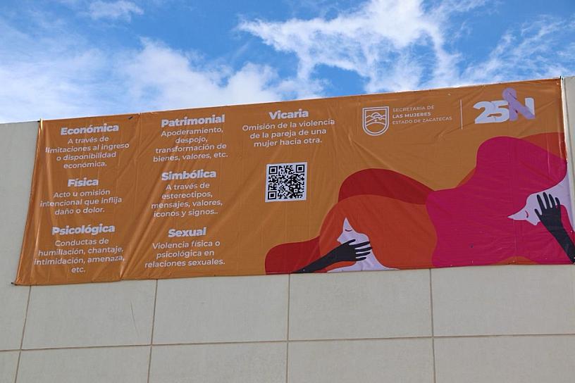DEVELAN LONAS CONMEMORATIVAS DEL 25N EN CIUDAD ADMINISTRATIVA 