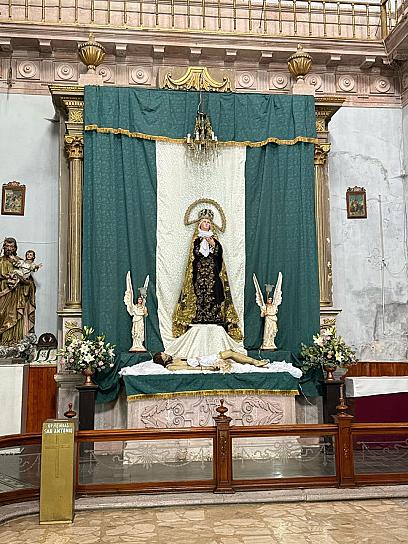 Devoción de los 33 credos vive con fuerza en Mexicapan