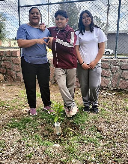 DISEÑAN ALUMNOS DE LA SECUNDARIA TÉCNICA 26 TALLER DE TECNOLOGÍA