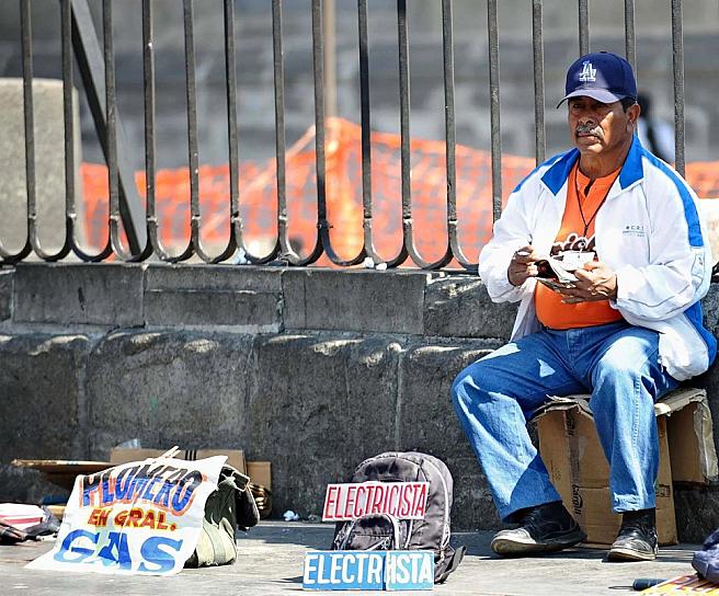 DISMINUYÓ DESEMPLEO 0.6% EN OCTUBRE