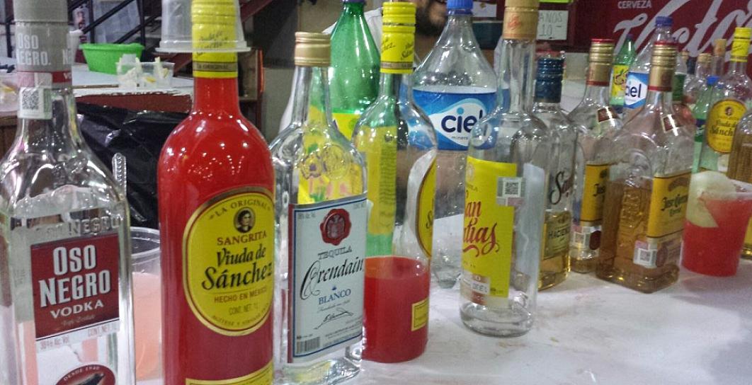 DISMINUYEN LICENCIAS DE VENTA DE ALCOHOL 