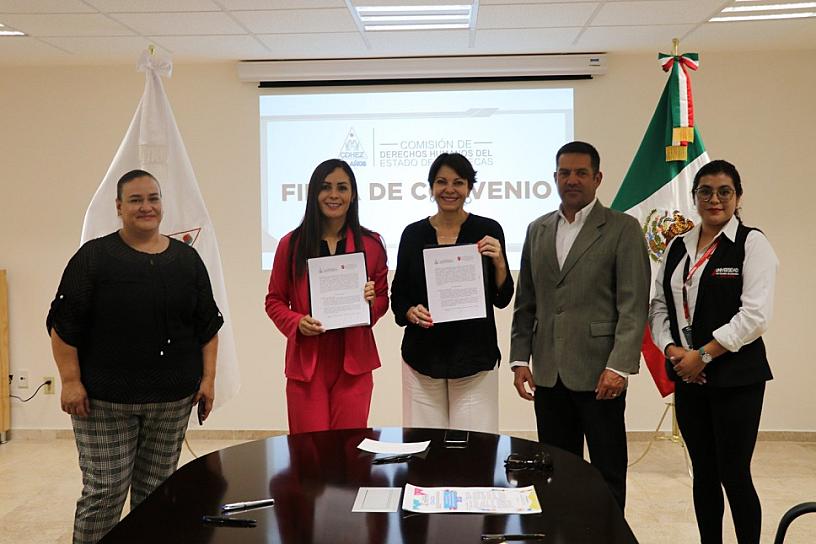 DIVULGAN LOS DERECHOS HUMANOS EN LAS UNIVERSIDADES