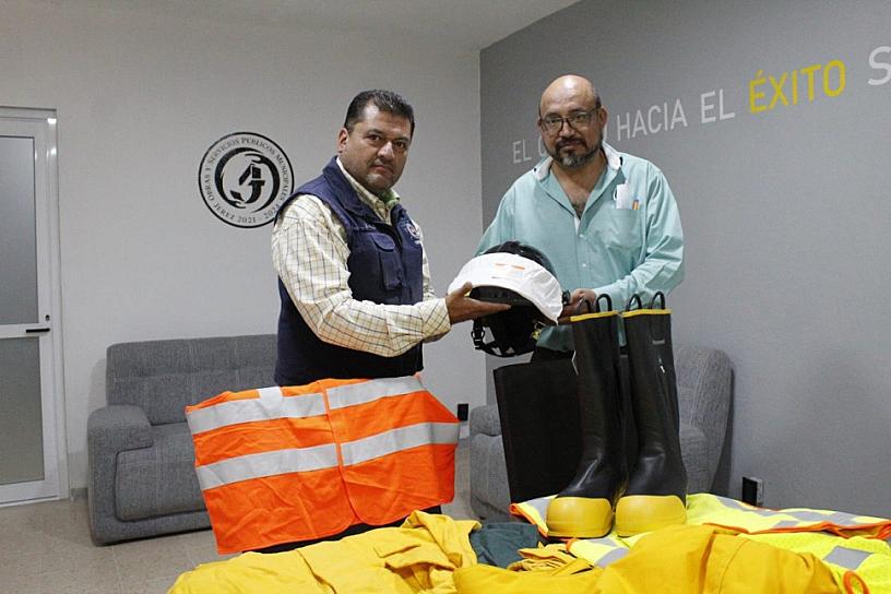 DONA LAKELAND EQUIPO A PROTECCIÓN CIVIL Y SERVICIOS PÚBLICOS DE JEREZ