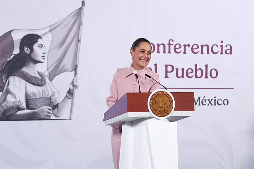 ENTREGAN TARJETAS BIENESTAR A ADULTOS MAYORES EN FEBRERO 