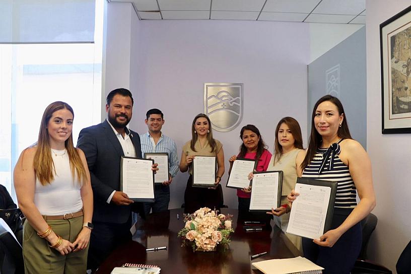 GODEZAC Y MUNICIPIOS FIRMAN CONVENIO PARA FOMENTAR LA IGUALDAD ENTRE LAS MUJERES