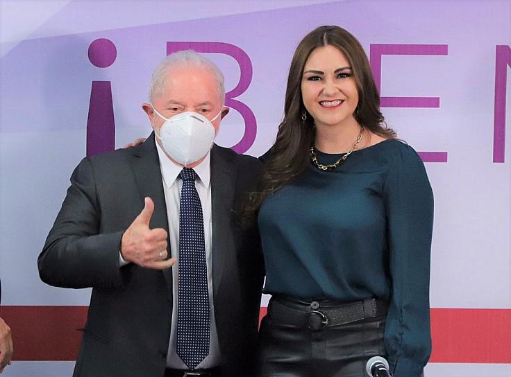 RECONOCE SENADORA TRAYECTORIA DE LULA DE SILVA