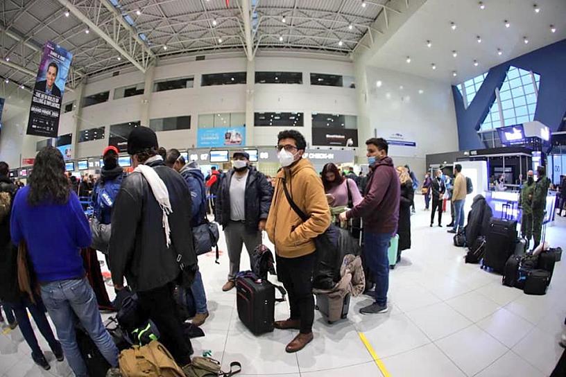 REGRESAN MEXICANOS EVACUADOS DE UCRANIA POR CONFLICTO BÉLICO 