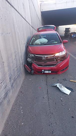 EDUARDO CHOCA SU HONDA EN TRÁNSITO PESADO