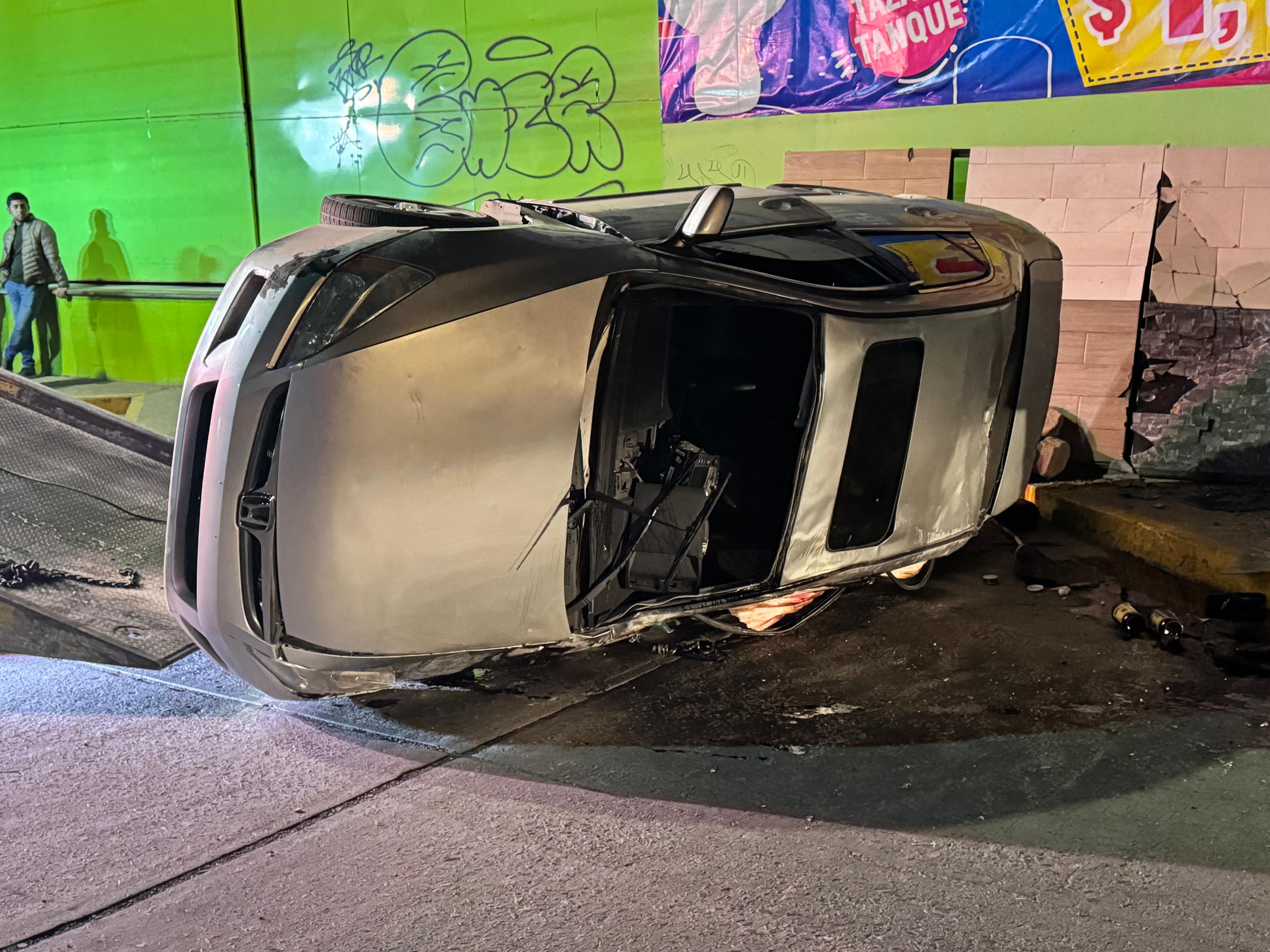 ACCIDENTE NOCTURNO COBRA LA VIDA DE UN AUTOMOVILISTA