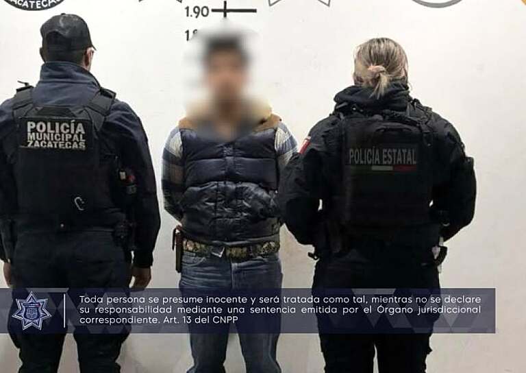 SE ESTAMPA JOVEN EN UNA AGENCIA Y ES DETENIDO