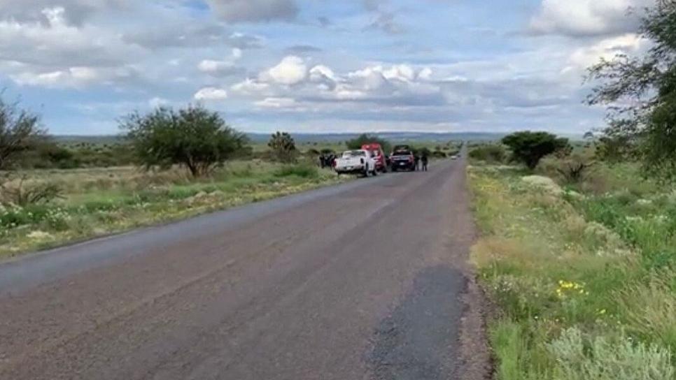 EJECUTAN A UNA PERSONA AL INTERIOR DE UN AUTO