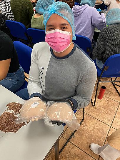 ELABORAN PRÓTESIS PARA SOBREVIVIENTES DE CÁNCER DE MAMA 