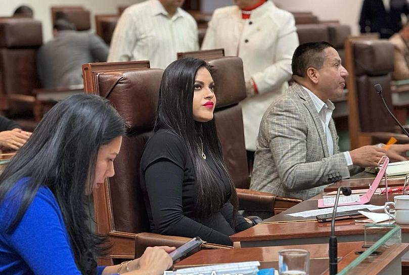 DESABASTO DE MEDICAMENTOS ES CONSTANTE EN EL ESTADO: ISADORA SANTIVÁÑEZ