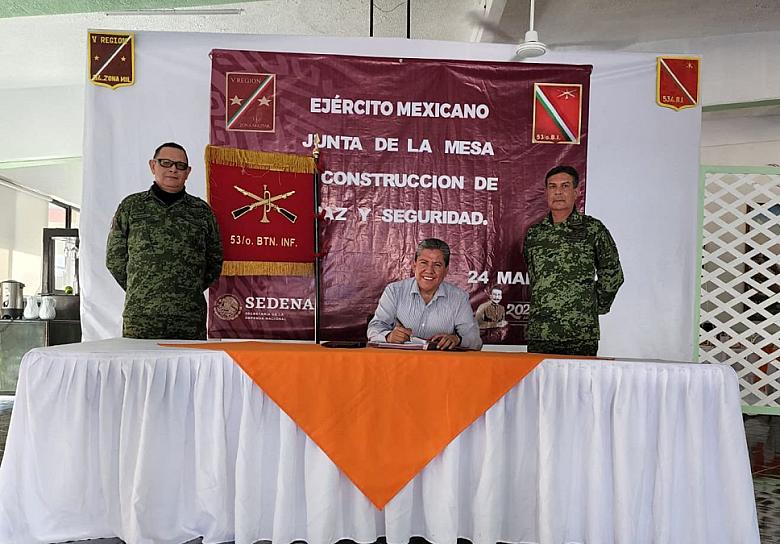 ENCABEZA DMA REUNIÓN DE LA MESA ESTATAL EN TLALTENANGO