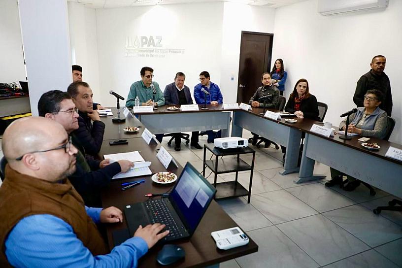 ENCABEZA GOBERNADOR DAVID MONREAL TRABAJOS PARA GARANTIZAR ABASTO DE AGUA POTABLE