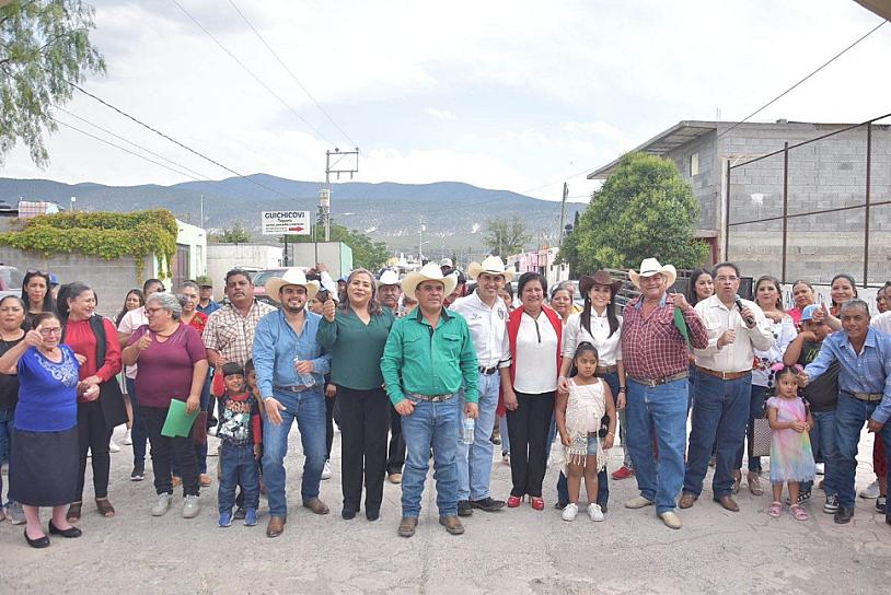 EN DOS MUNICIPIOS, &nbsp;CIERRAN FILAS CON NUEVOS DIRIGENTES PRIÍSTAS