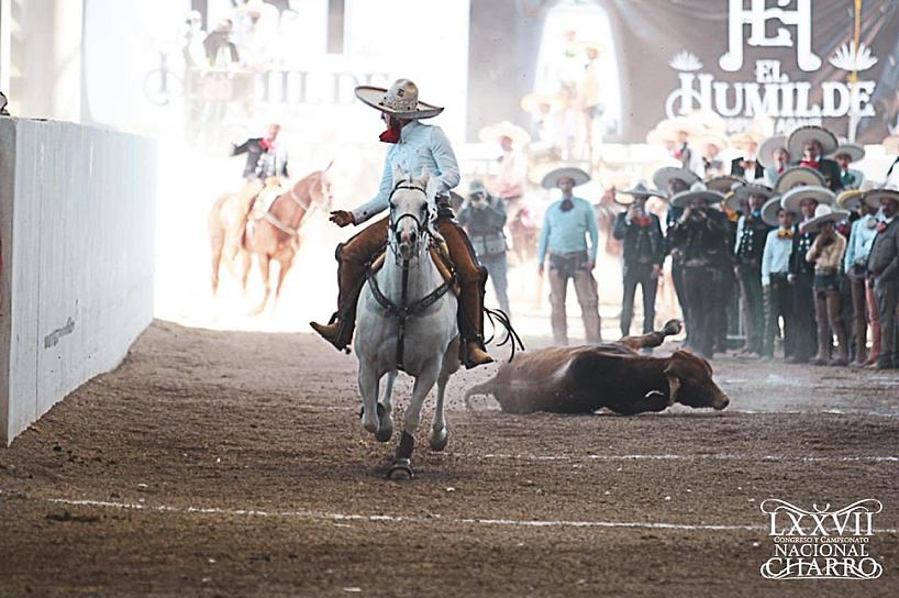 SIGUE EN PIE, REALIZACIÓN DEL CONGRESO Y CAMPENATO NACIONAL CHARRO
