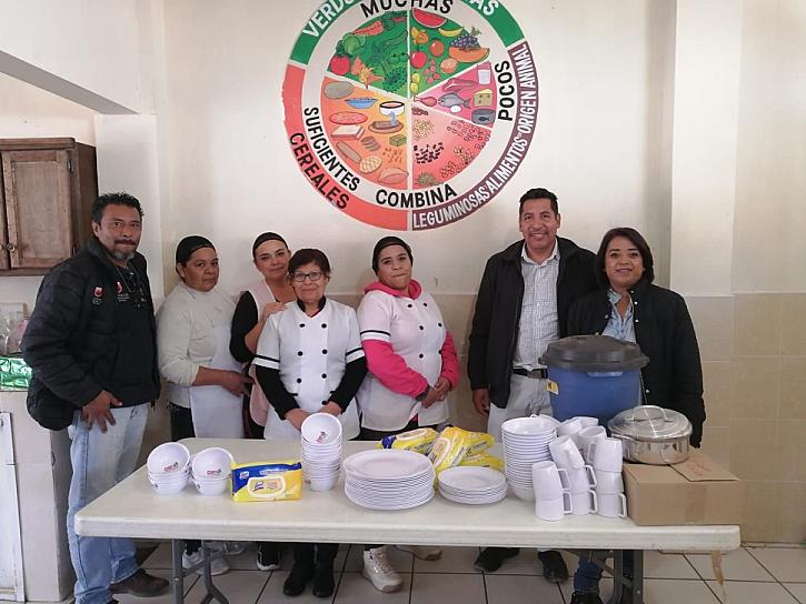 EN RÍO GRANDE, GESTONAN EQUIPAMIENTO PARA ESCUELAS 