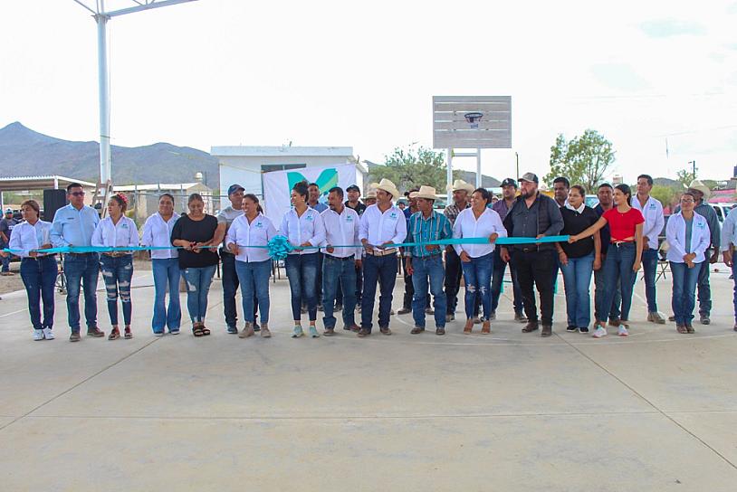 ENTREGA ALCALDE OBRAS EN MAZAPIL 