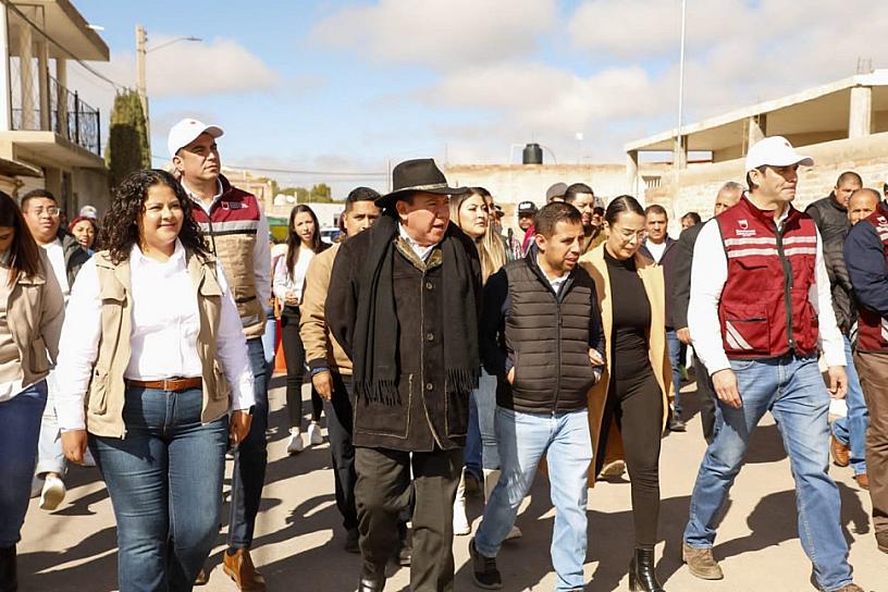 ENTREGA DAVID MONREAL CALLES NUEVAS EN PINOS 