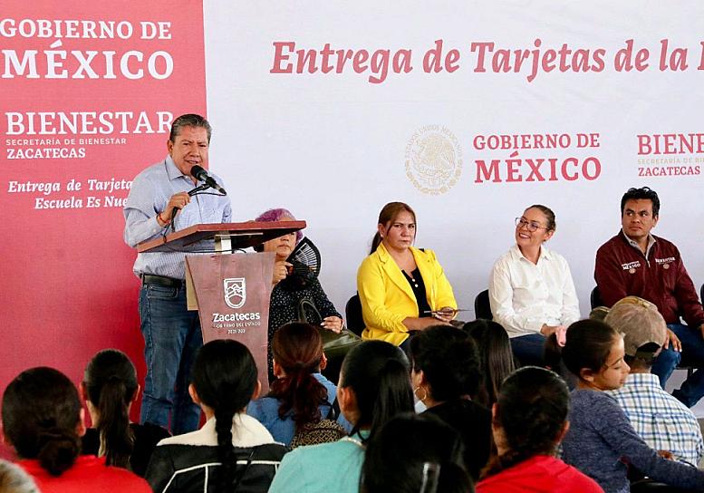 ENTREGA DMA APOYOS PARA MEJORAMIENTO DE ESCUELAS EN VILLA DE COS