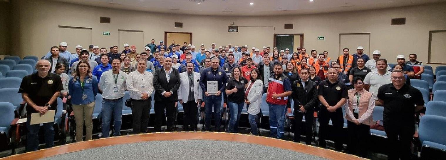 ENTREGA IMSS DISTINTIVO DE SALUD LABORAL A CERVECERA DE ZACATECAS