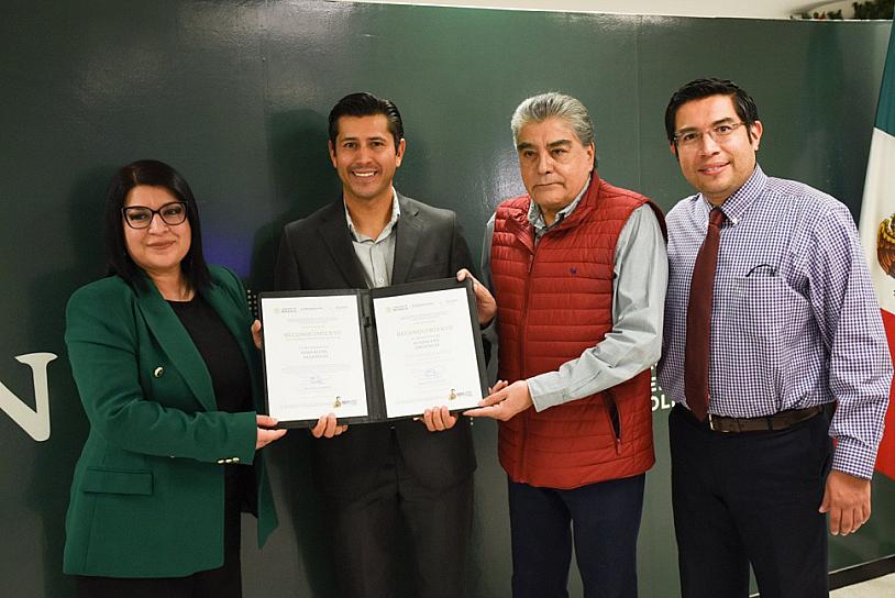 ENTREGA INAFED RECONOCIMIENTO A GUADALUPE