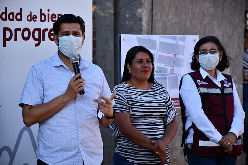 ENTREGA JULIO CÉSAR CHÁVEZ REDES DE AGUA Y DRENAJE EN CIENEGUITAS