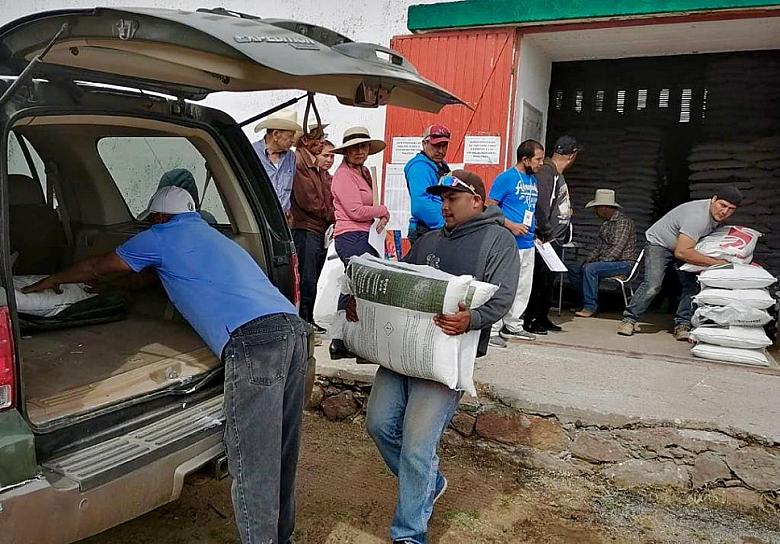 ENTREGAN 700 TONELADAS DE FERTILIZANTES A MÁS DE 1,500 PRODUCTORES DE MAÍZ Y FRIJOL
