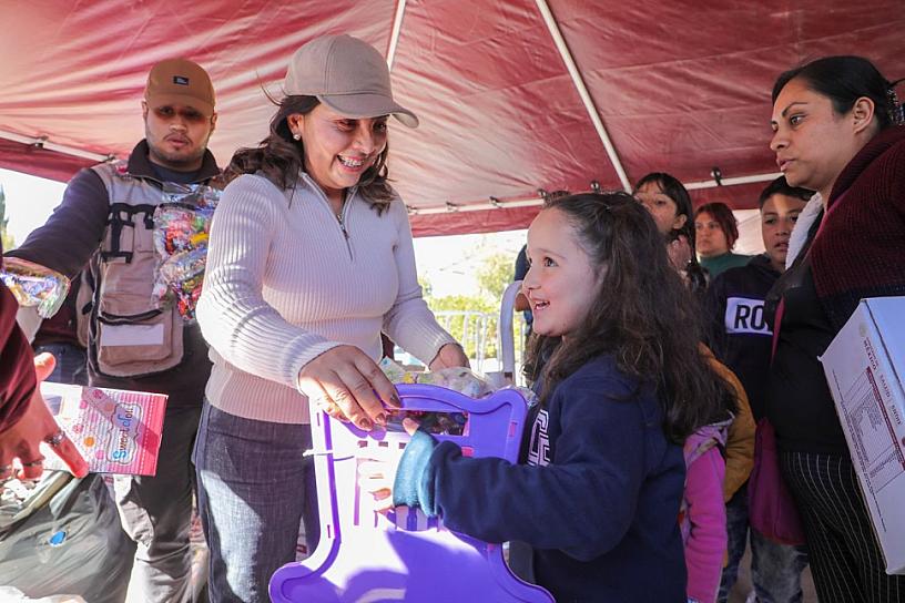 Entregan apoyos invernales para sectores vulnerables de Fresnillo