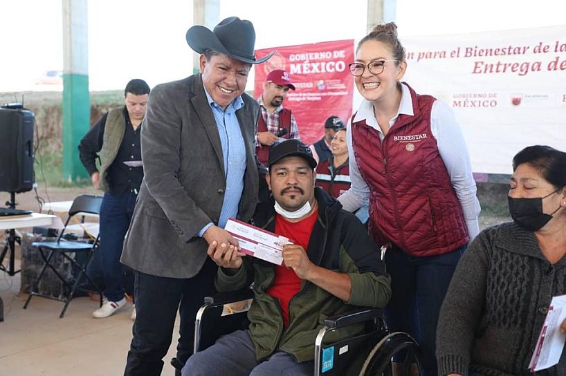 ENTREGAN APOYOS POR 400 MDP A PERSONAS CON DISCAPACIDAD EN RÍO GRANDE