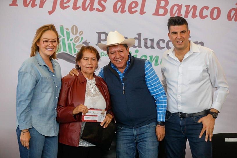 ENTREGAN AUTORIDADES APOYOS DEL PROGRAMA PRODUCCIÓN PARA EL BIENESTAR 