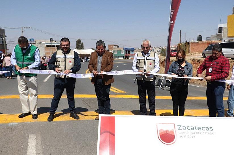 ENTREGAN AYUNTAMIENTO CAPITALINO Y GOBIERNO ESTATAL OBRA DE REENCARPETAMIENTO EN EL ORITO