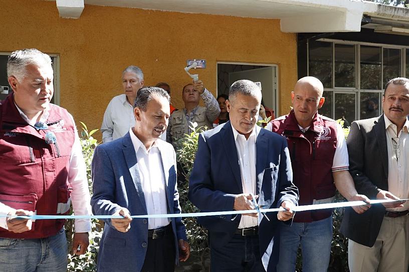 ENTREGAN BAÑOS NUEVOS A PREPARATORIA EN JEREZ 