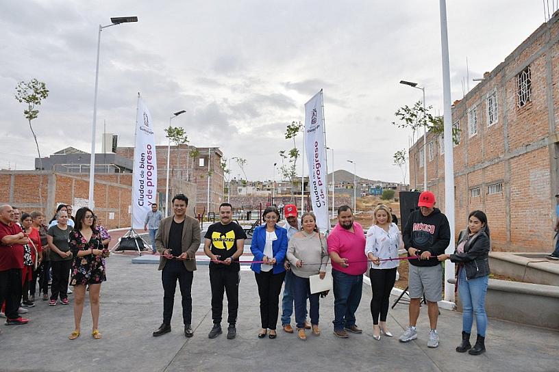 ENTREGAN CONSTRUCCIÓN DE CENTRO DEPORTIVO EN GUADALUPE 