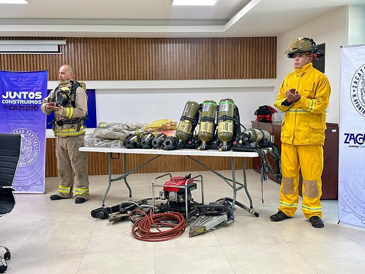 Entregan herramientas de última tecnología a cuerpos de emergencia de la capital 