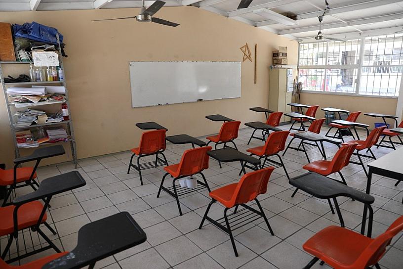 ENTREGAN INFRAESTRUCTURA EDUCATIVA Y APOYOS A LA VIVIENDA EN NOCHISTLÁN