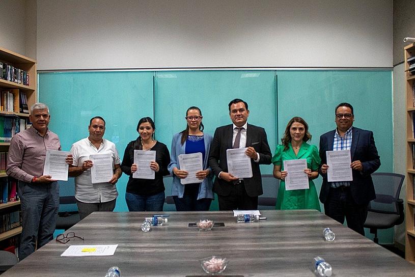 ENTREGAN MÁS DE 600 MIL PESOS PARA PRODUCCIÓN CIENTÍFICA