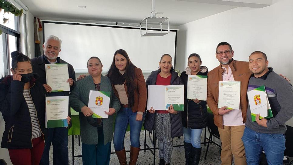 ENTREGA NORMA CASTORENA NOMBRAMIENTOS EN FRESNILLO