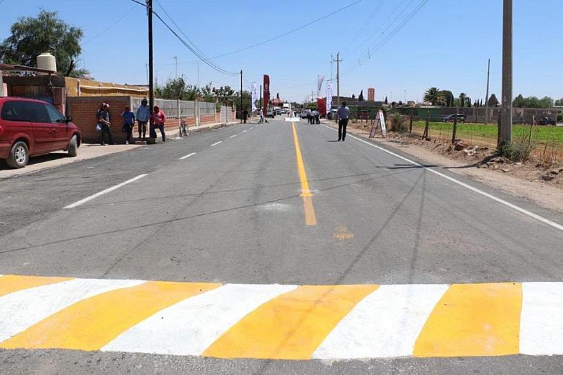 ENTREGAN REHABILITACIÓN DE CARRETERAS EN COMUNIDADES FRESNILLENSES