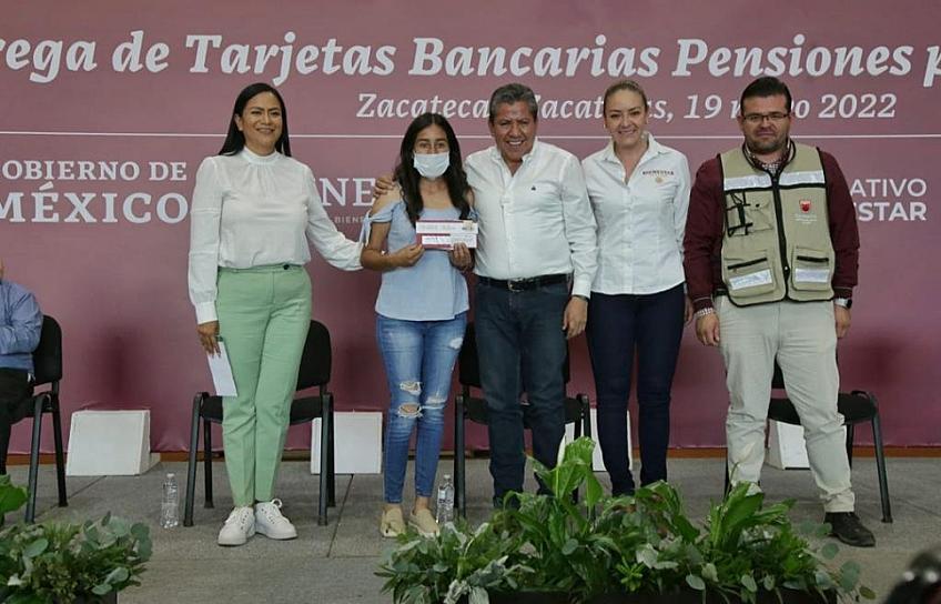 ENTREGAN TARJETAS BANCARIAS PARA EL BIENESTAR EN ZACATECAS