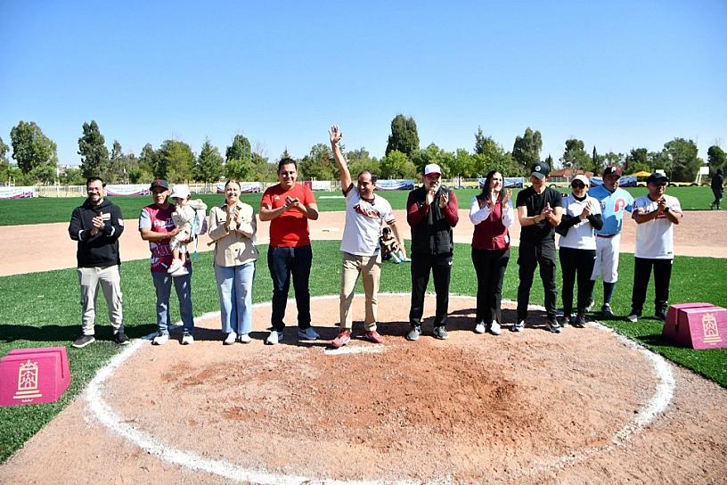 ENTREGA PEPE SALDÍVAR OBRAS DE REHABILITACIÓN EN CANCHA DE SOFTBOL 