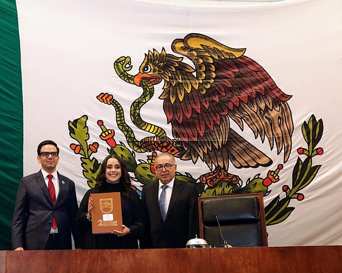 ENTREGA RODRIGO REYES SEGUNDO INFORME DE GOBIERNO A LA 64 LEGISLATURA 
