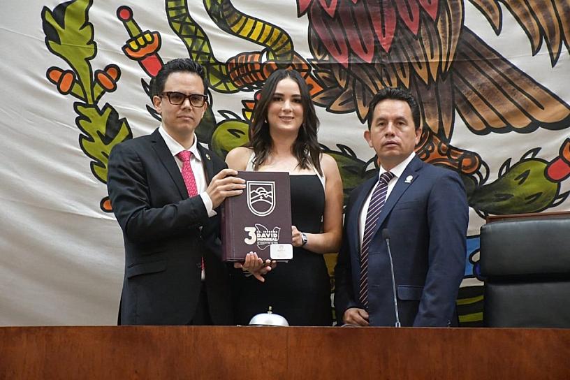 ENTREGA RODRIGO REYES TERCER INFORME DE GOBIERNO A LA LEGISLATURA