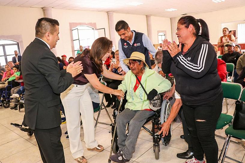 ENTREGA SEDIF APARATOS FUNCIONALES