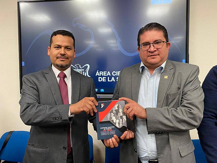 ENTREGA SPAUAZ CCT AL RECTOR PARA SU DIFUSIÓN 