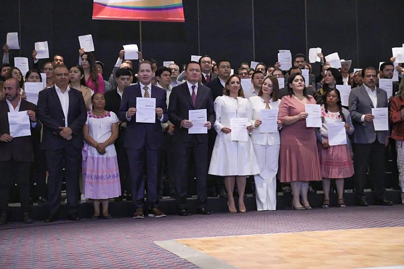 ES MUY LAMENTABLE QUE PRI TERMINE DESFIGURADO: AMLO 