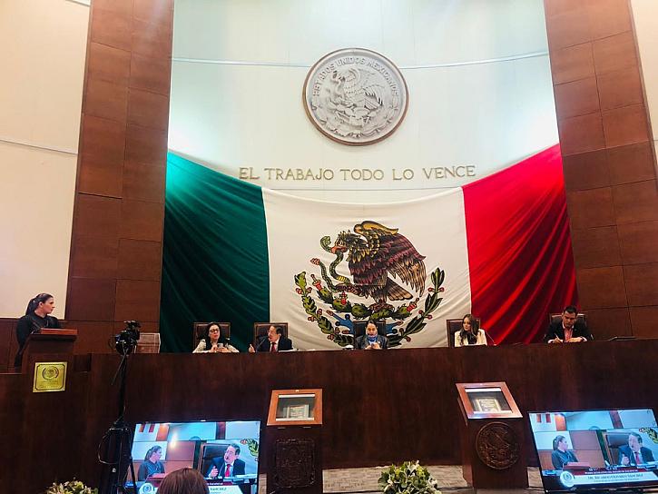 ESTRATEGIAS ESTABLES PARA AVANCES FINANCIEROS Y ADMINISTRATIVOS: SECRETARIOS