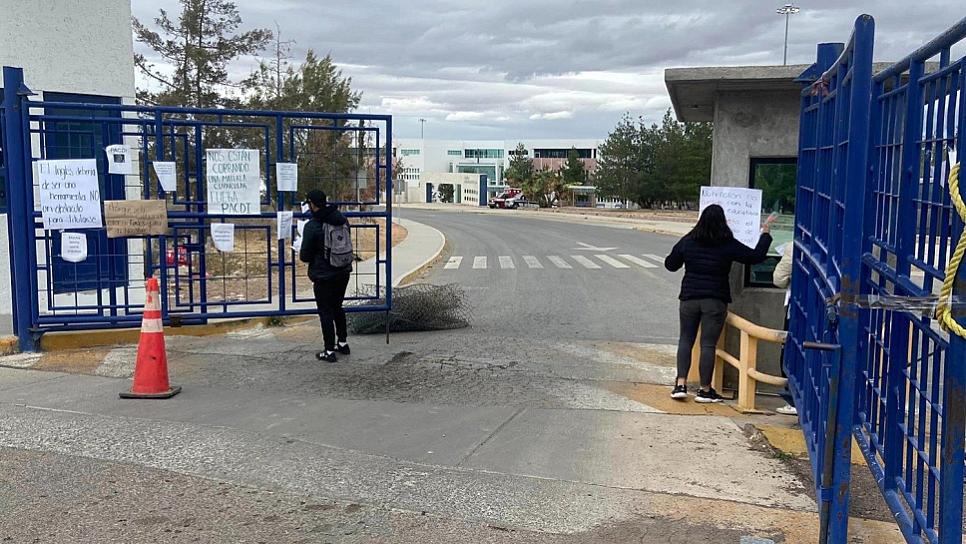ESTUDIANTES DE NUTRICIÓN TOMAN CAMPUS UAZ SIGLO XXI