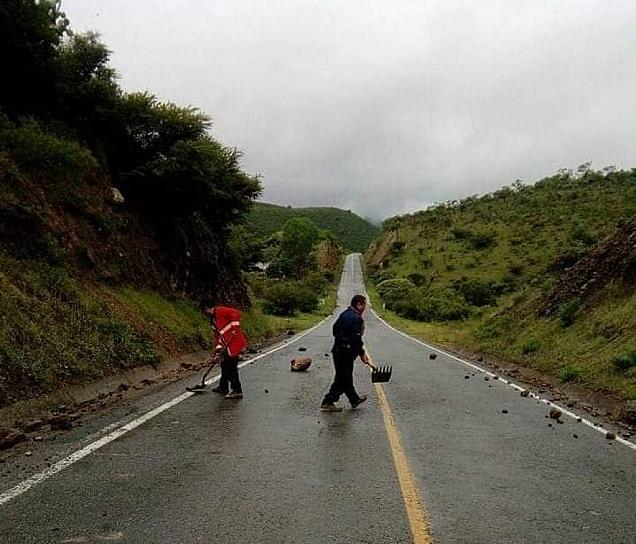 EVALÚA PC MUNICIPAL DESPRENDIMIENTOS EN SIERRA DE LOS CARDOS